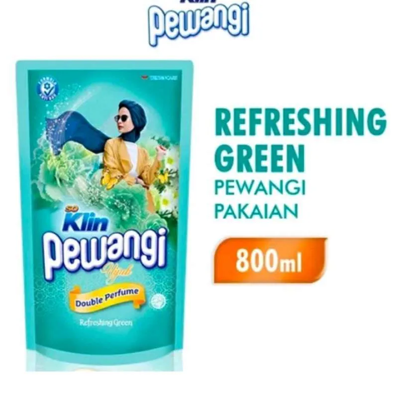 Soklin Pewangi Hijab Green Pouch 800ml